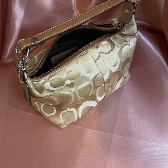 Coach Vintage Optic Signature Jacquard Tan Brown Designer Handbag - Picture 6 of 11